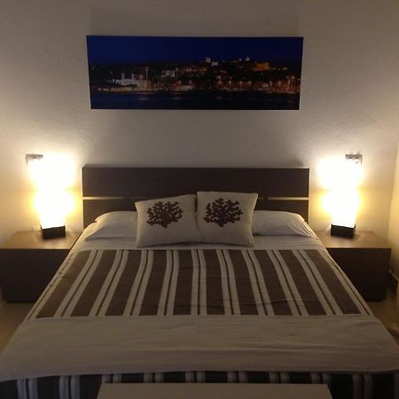 Car'Loft Beachside Cagliari Szoba fotó