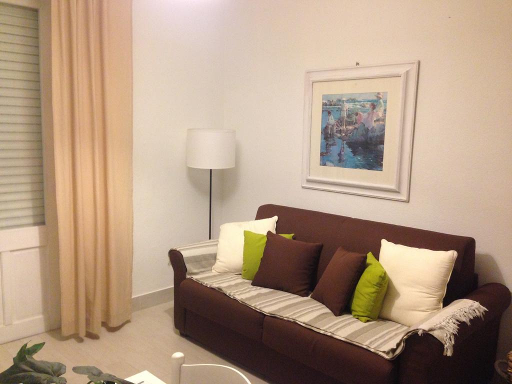 Car'Loft Beachside Cagliari Szoba fotó