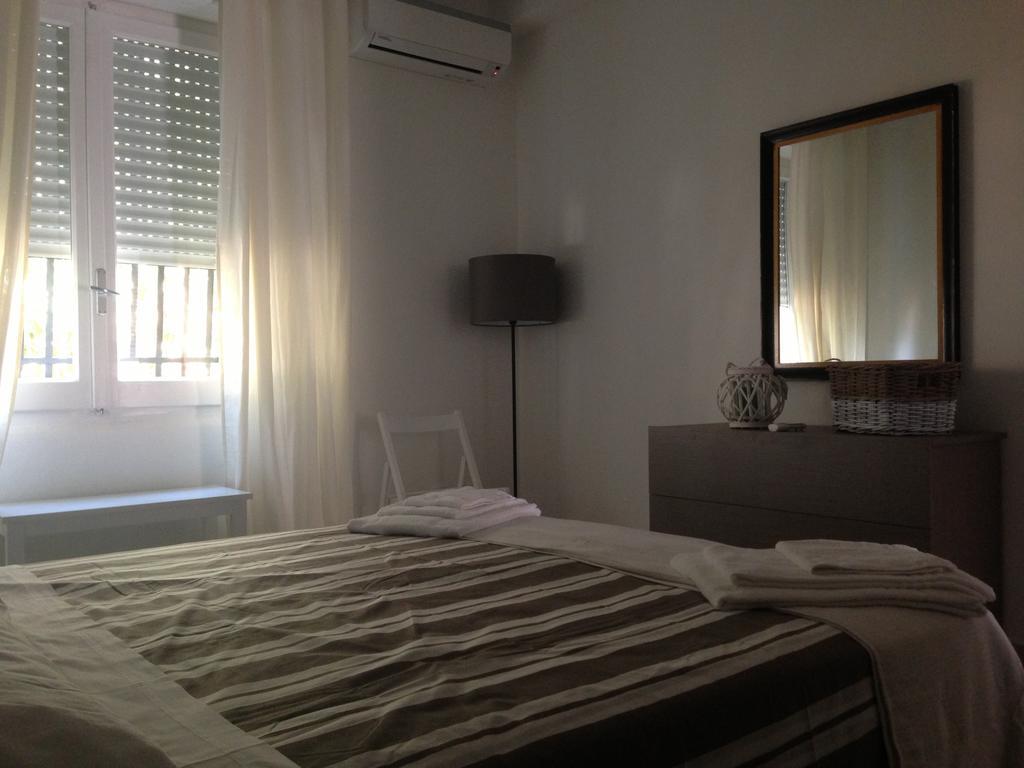 Car'Loft Beachside Cagliari Szoba fotó